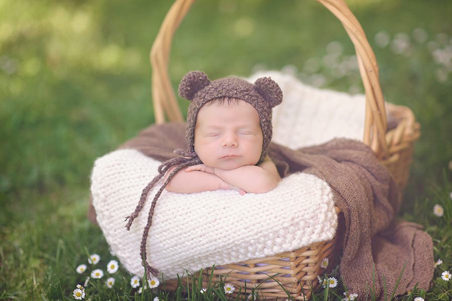 Newborns & Nature Outdoor Newborn Photography Julie Freitas Photography North Shore MA